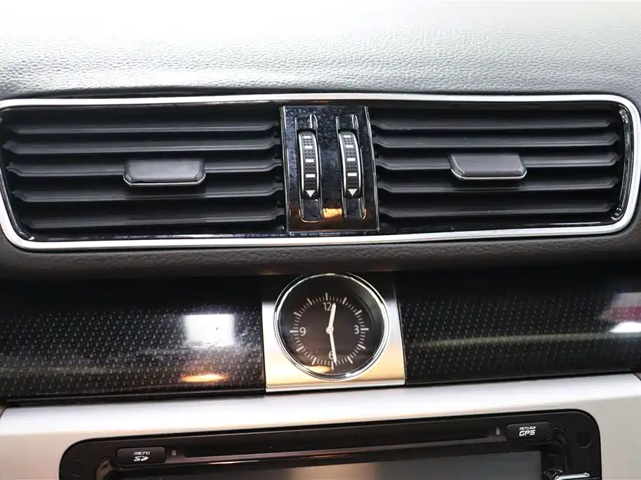 Volkswagen Magotan 2013 1.8TSI Luxury фото 18
