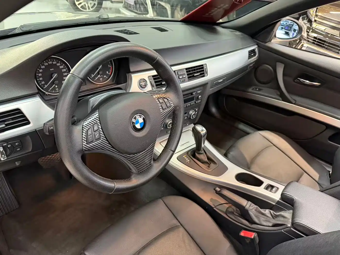 BMW 3 Series (Import) 2009 Model 325i Convertible фото 6