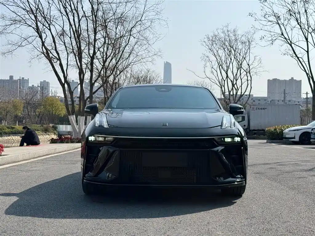 Lynk & Co 03 2023 2.0TD DCT Jin Pro фото 2