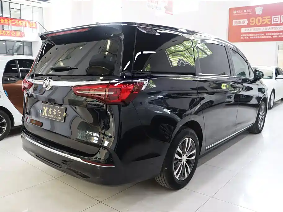 Buick GL8 2023 ES Landmaster Exclusive фото 9