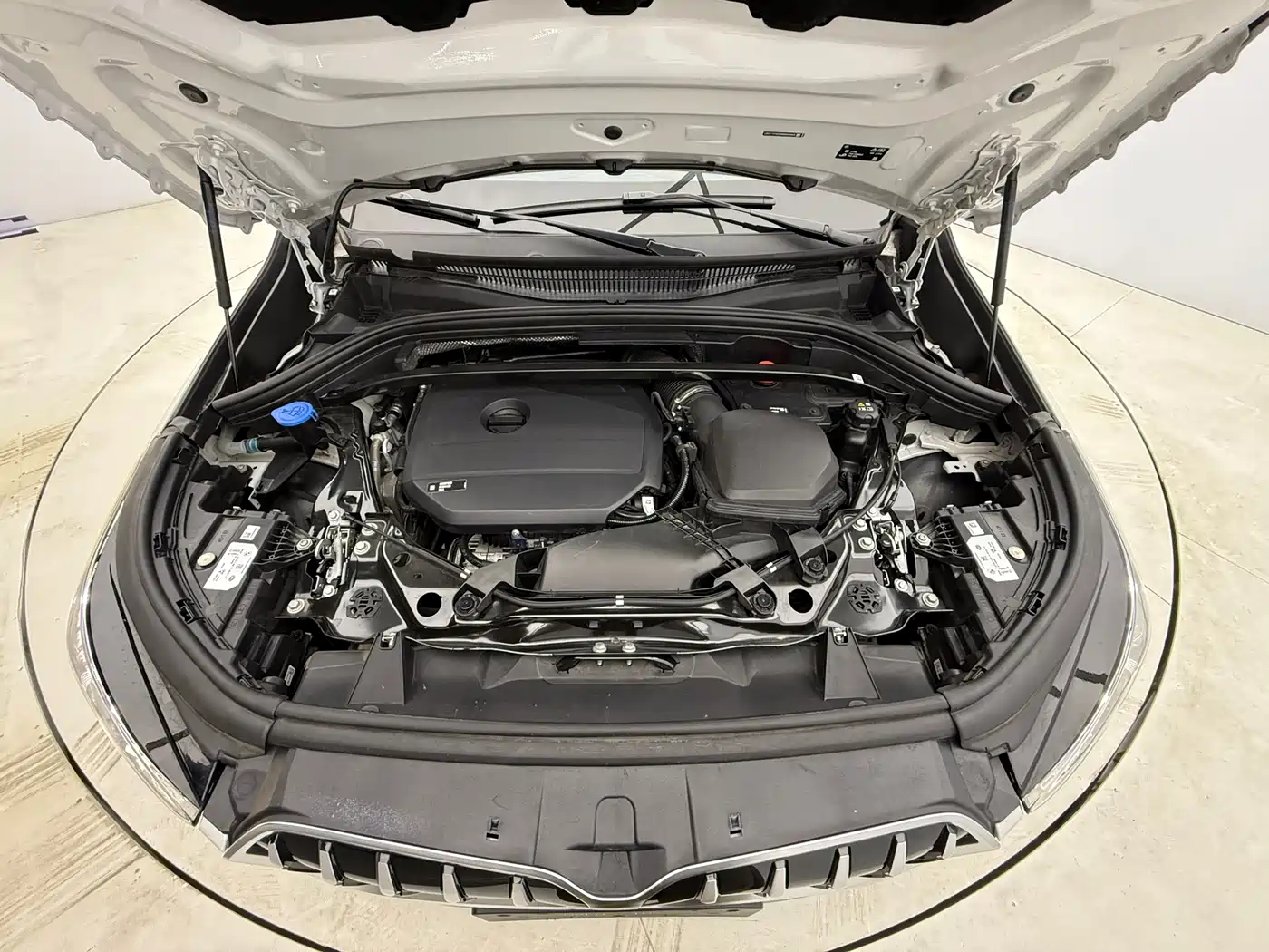 BMW X1 2023 sDrive20Li X Design Package фото 8