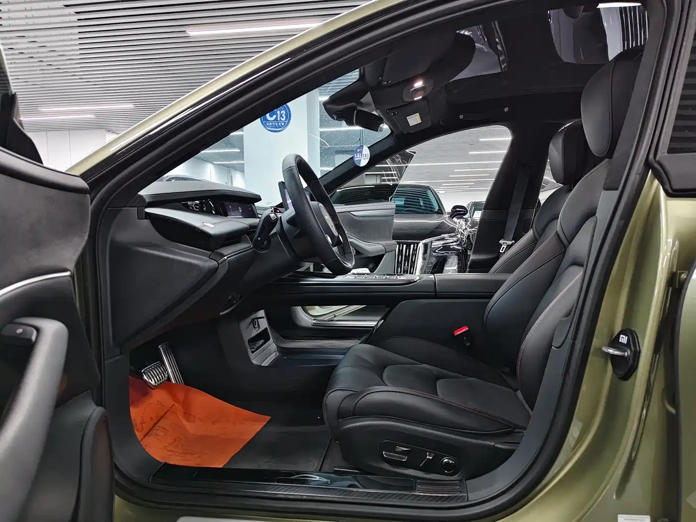 XIAOMI CAR XIAOMI SU7