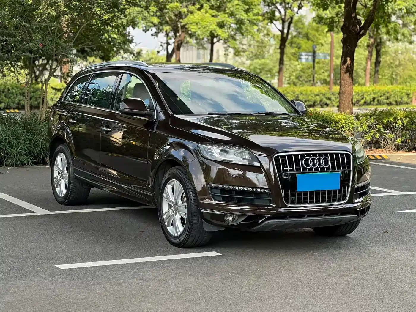 Фото 4 - Audi Q7