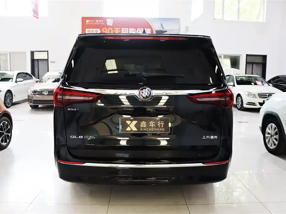 Buick GL8 2023 ES Landmaster Exclusive фото 8