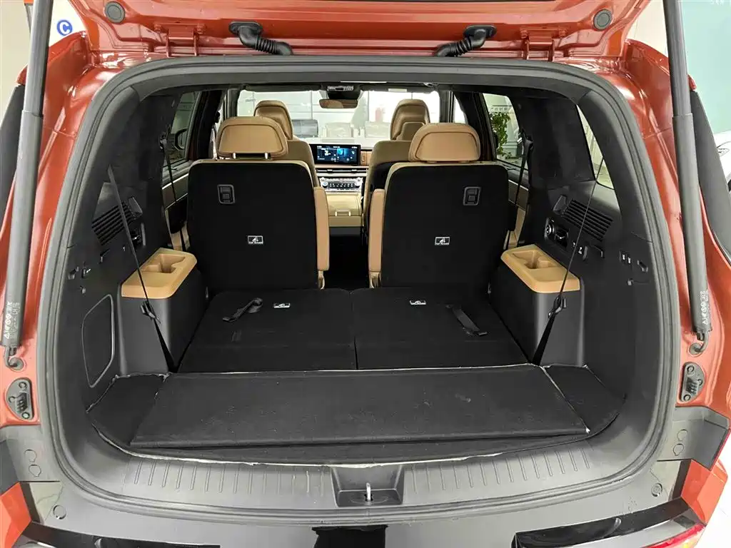 Hyundai Santa Fe 2024 2.0T Connoisseur Ultra фото 18