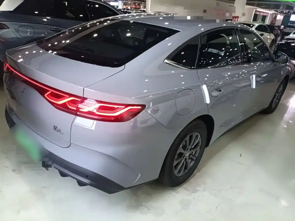 BYD Qin L 2026 2026 DM-i 128KM Progressive