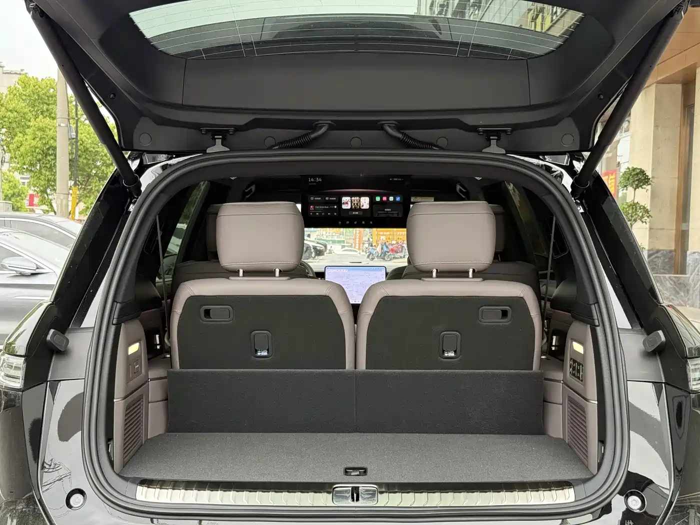 NIO ES8 2026 2025 Model 6-Seat Executive Luxury Edition