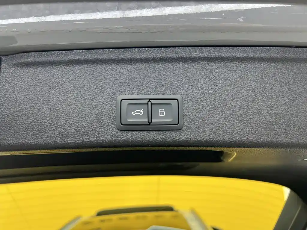Фото 28 - Audi RS 4