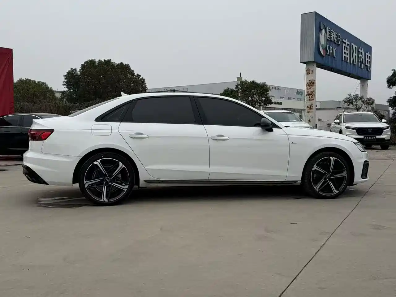 Audi A4L 2024 40 TFSI Luxury Dynamic фото 2