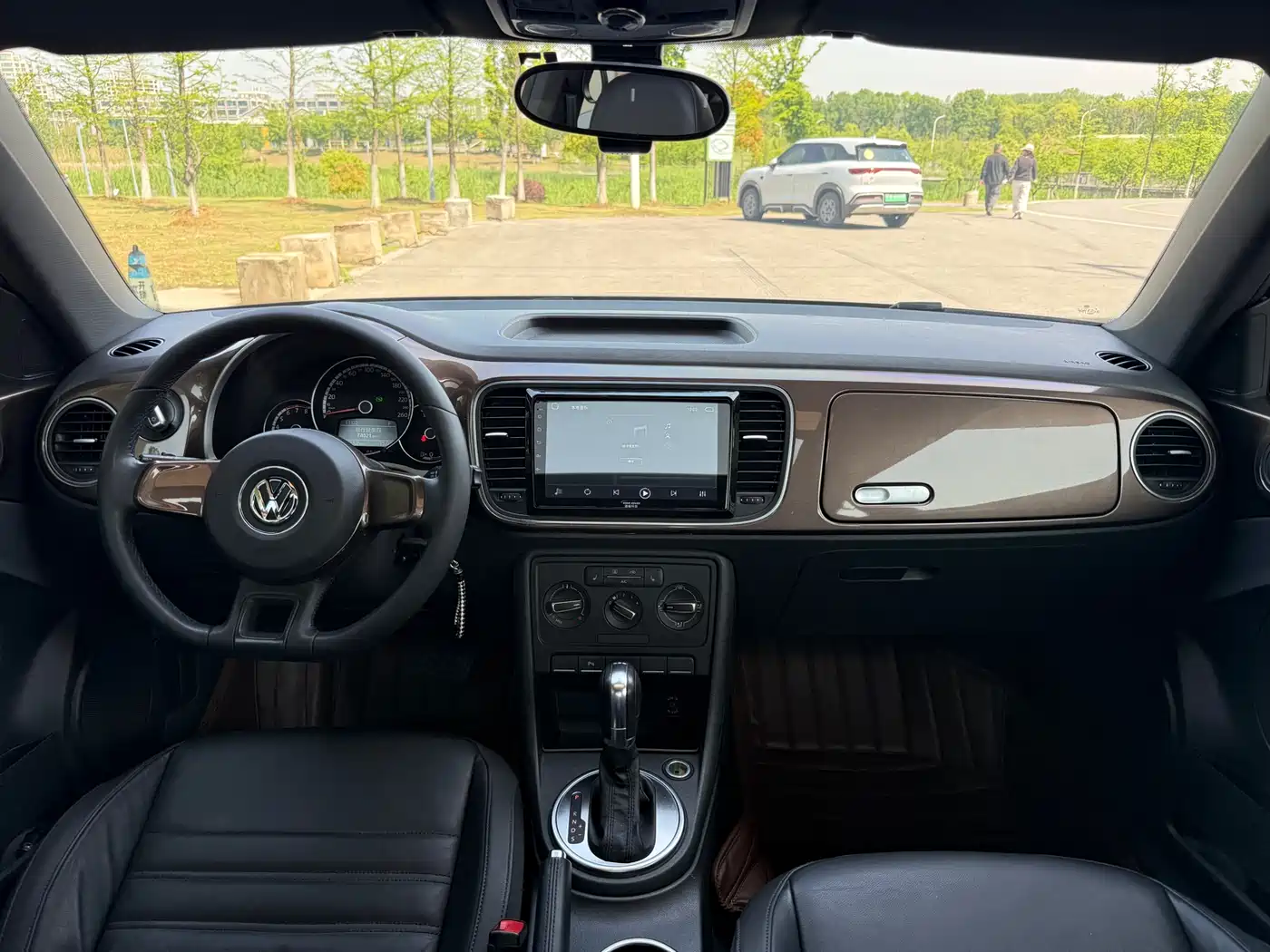 Volkswagen Beetle 2013 1.2TSI Comfort фото 9