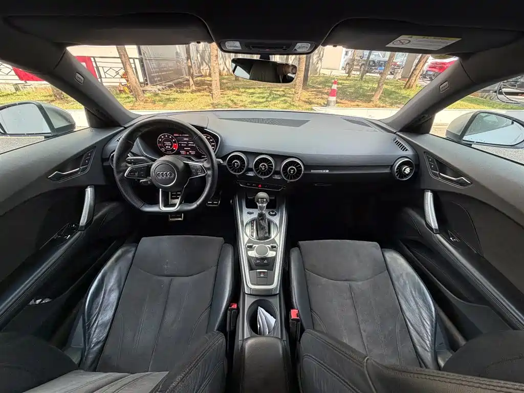 Audi TT 2017 TT Coupe 45 TFSI фото 21
