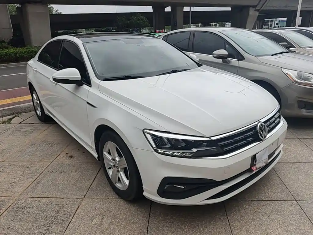 Photo 4 - Volkswagen Lamando