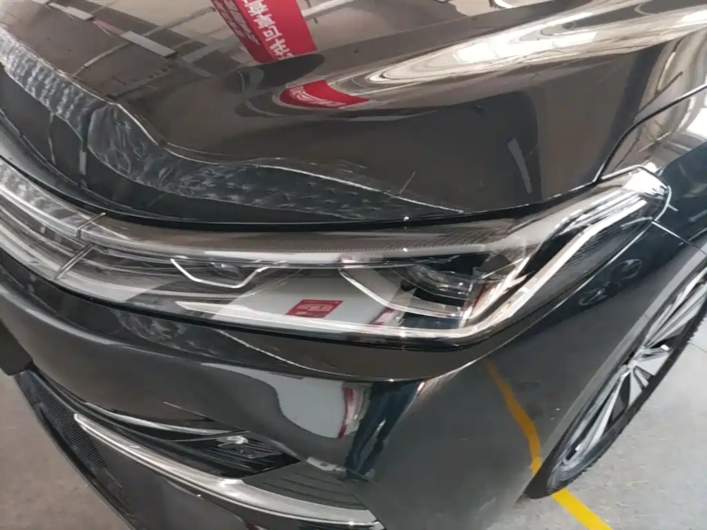 Geely Galaxy Galaxy A7 2025 EM-i 150km Explorer+ Edition фото 24