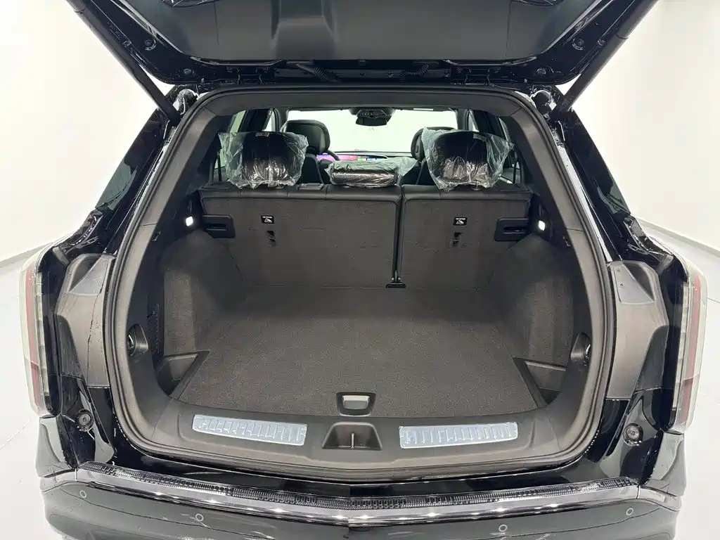 Cadillac XT5 2026 2026 2.0T Luxury Model