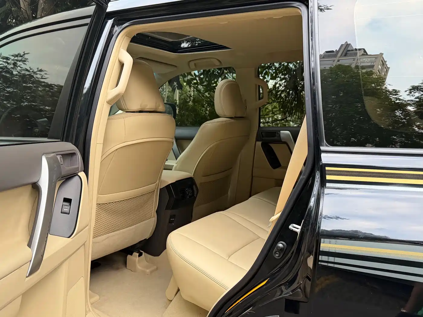 Toyota Prado 2016 2.7L Manual Edition фото 7