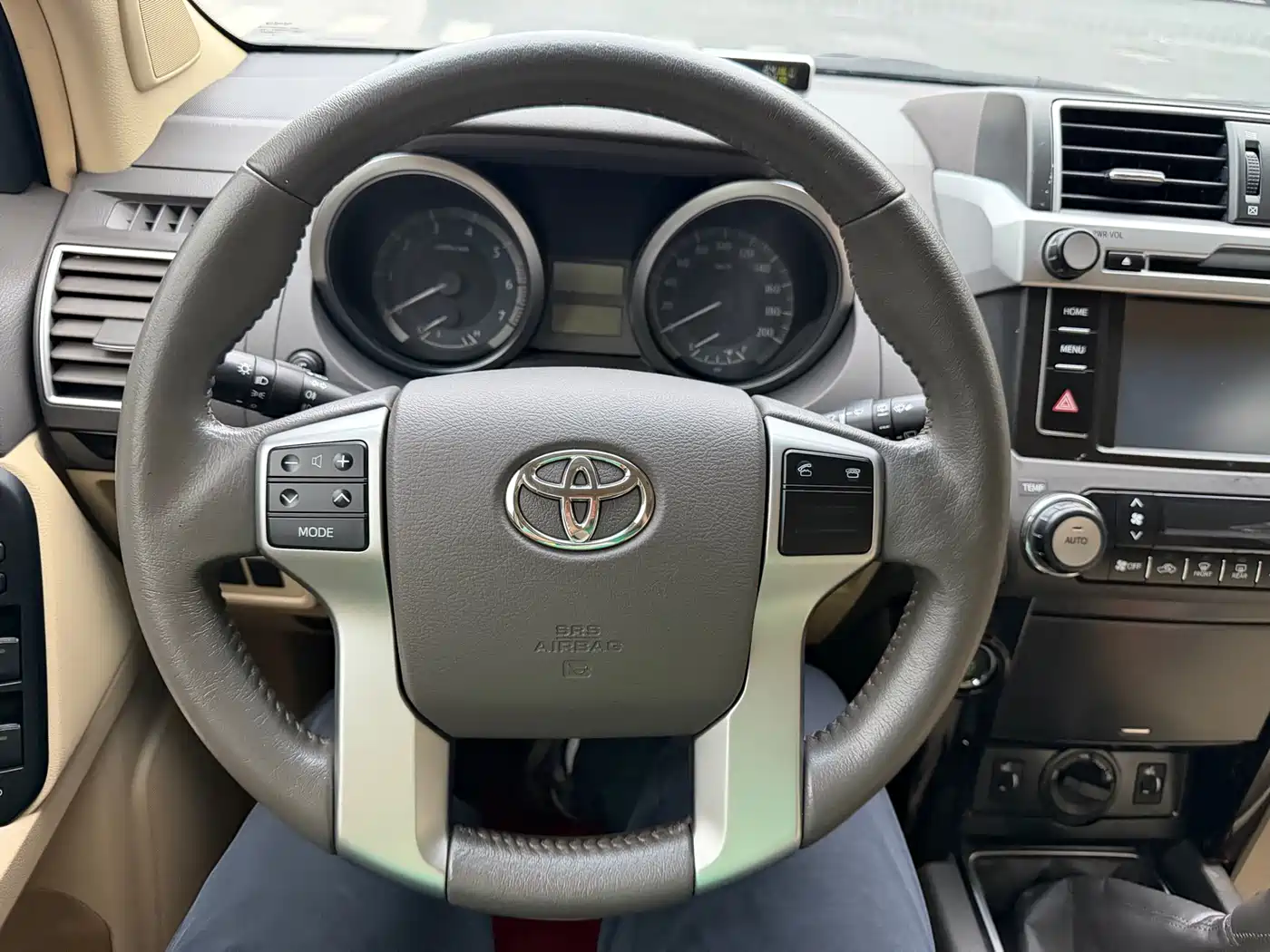 Toyota Prado 2016 2.7L Manual Edition фото 21