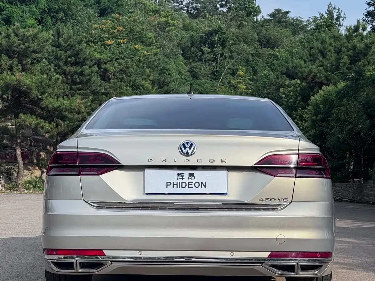 Volkswagen Phideon 2018 Facelift 480 V6 AWD Flagship фото 5