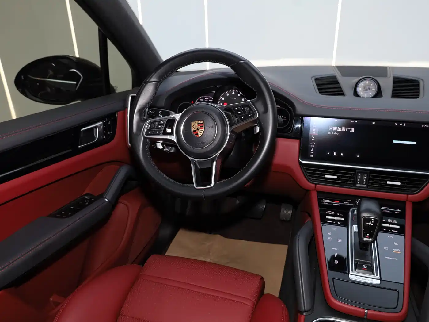 Porsche Cayenne 2019 Cayenne 3.0T фото 15