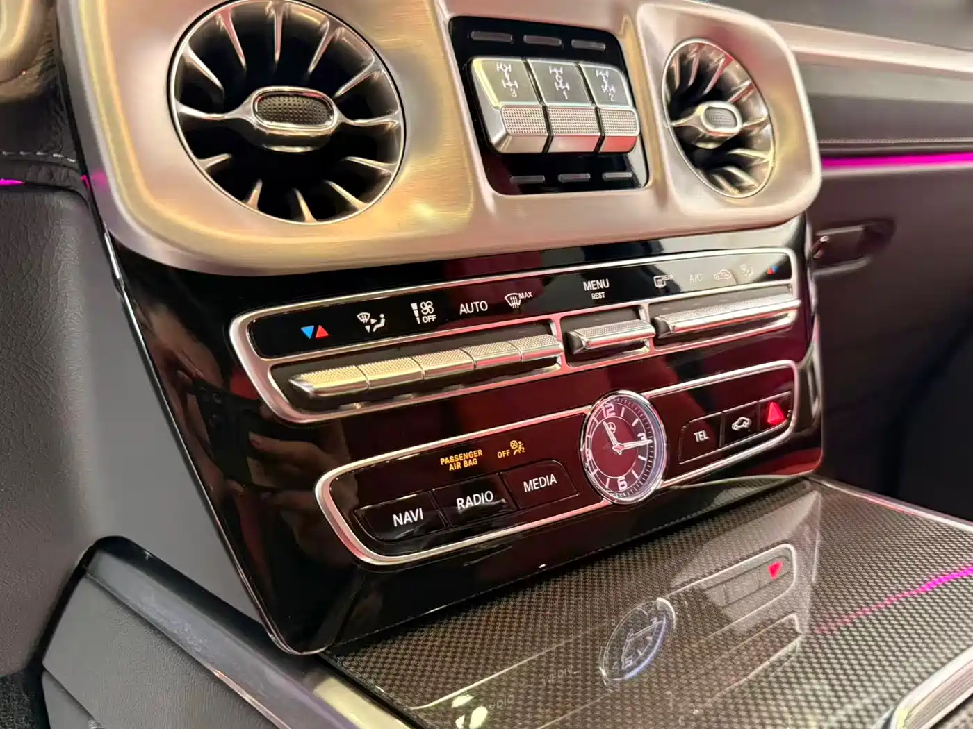 Mercedes-Benz G-Class 2024 G 500 фото 8