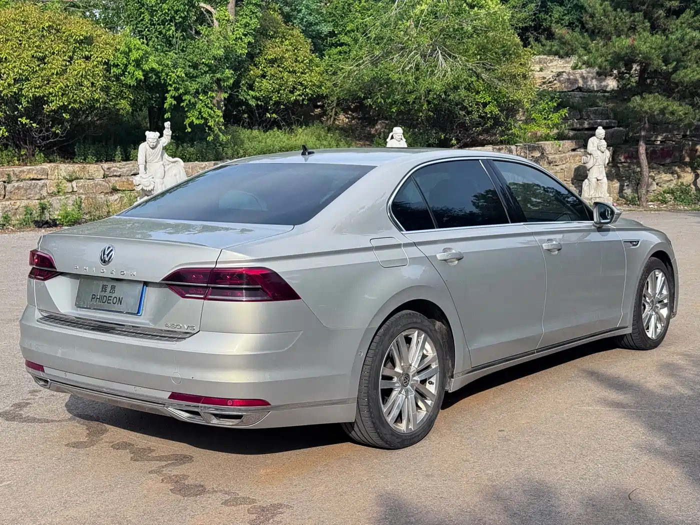 Volkswagen Phideon 2018 Facelift 480 V6 AWD Flagship фото 6