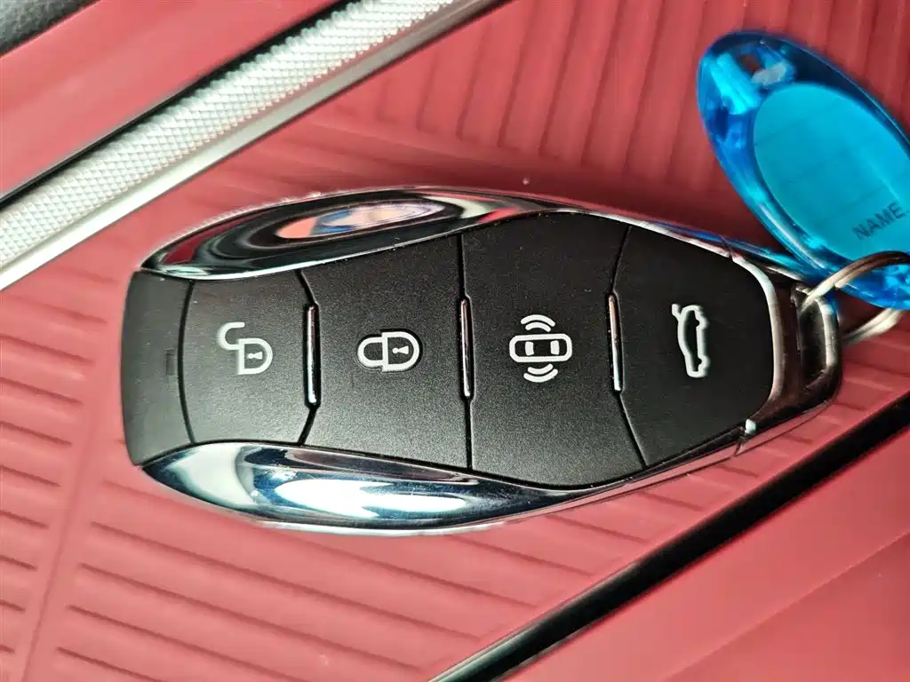 Hongqi H6 2025 Model 2.0T Beauty Edition фото 17