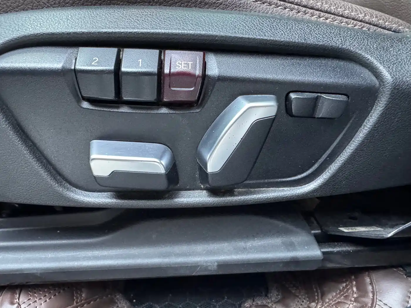 BMW X1 2022 sDrive20Li Fashion фото 9
