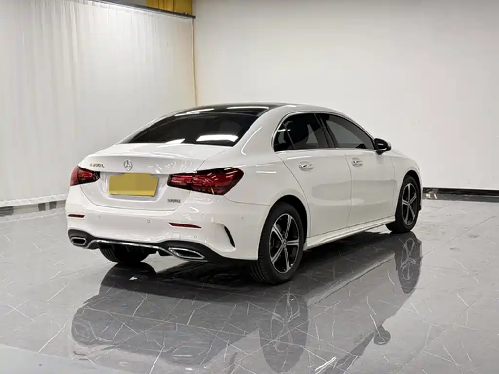 Mercedes-Benz A-Class 2025 2024 Facelift A 200 L Fashion