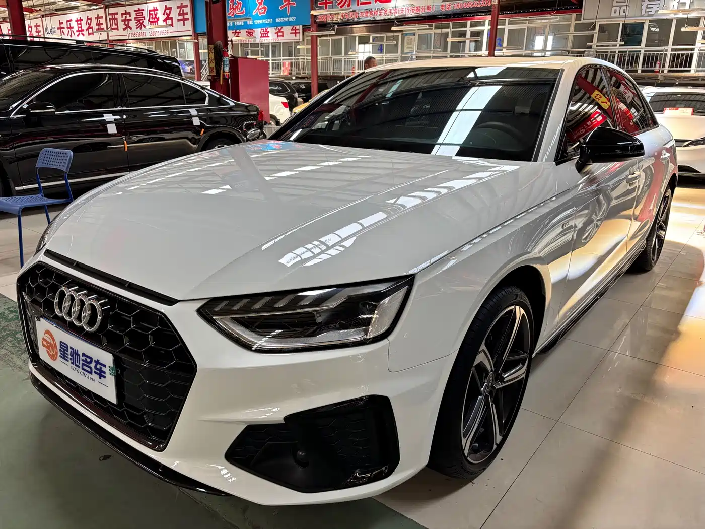 Фото 1 - Audi A4L