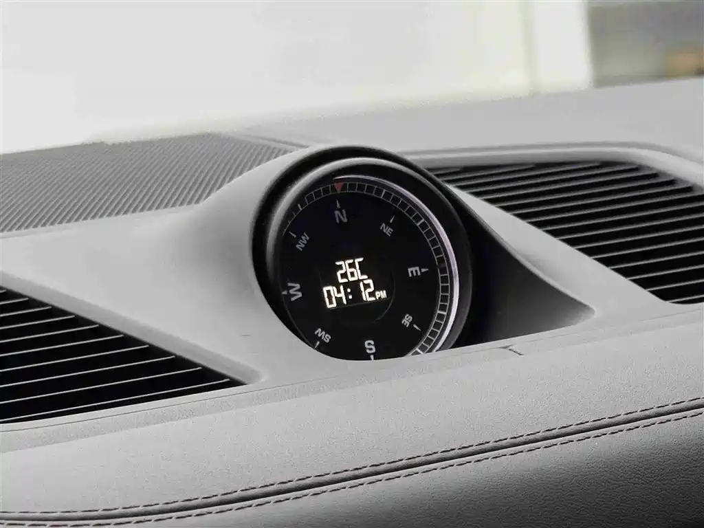 Porsche Cayenne New Energy 2021 Cayenne E-Hybrid 2.0T фото 14