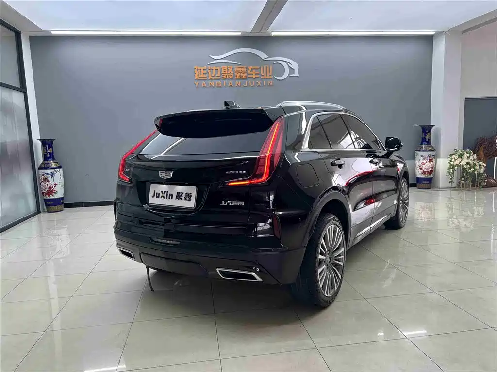 Cadillac XT4 2024 28T 2WD Premium фото 6