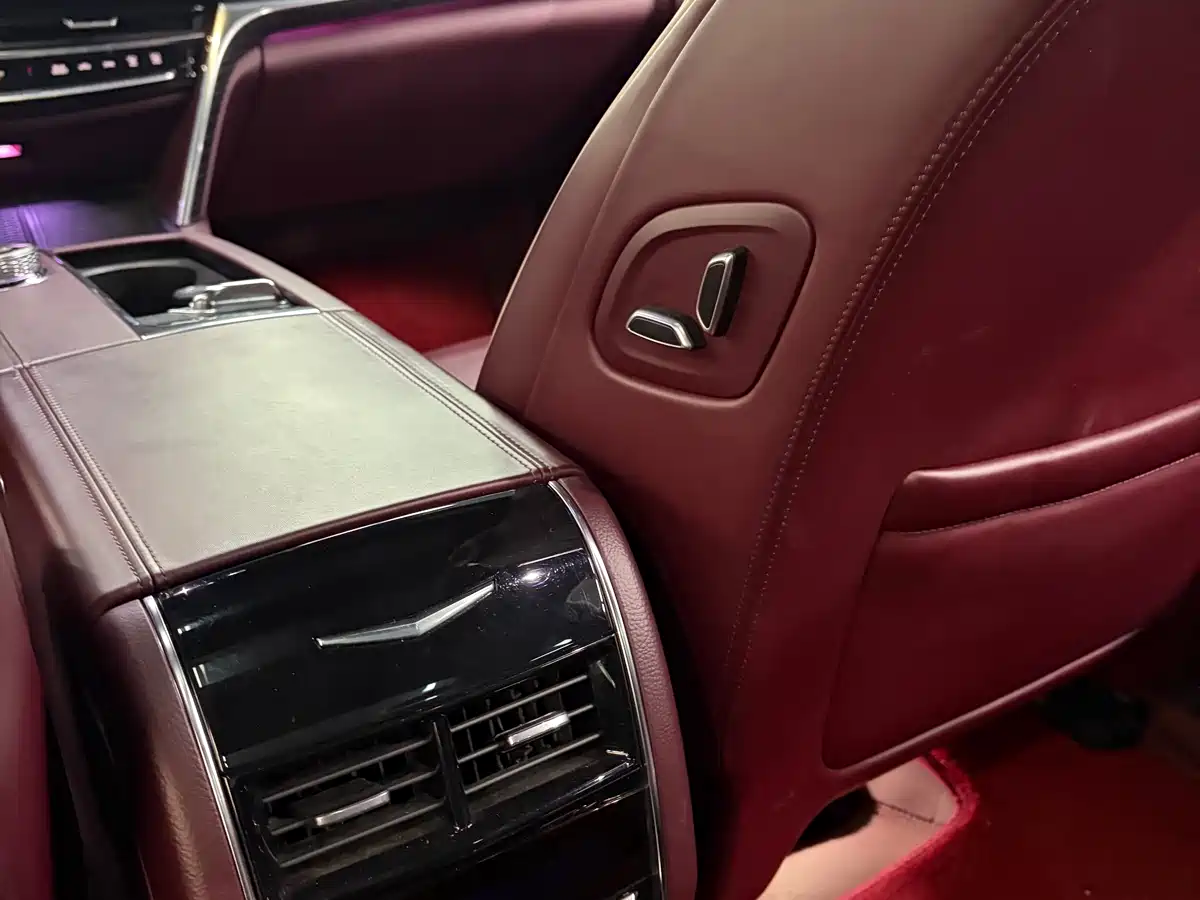 Cadillac CT6 2023 28T Premium Model фото 23