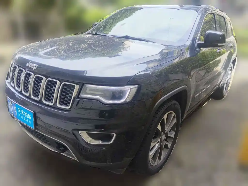 Jeep Grand Cherokee (Import) 2017 3.6L Elite Navigation Edition