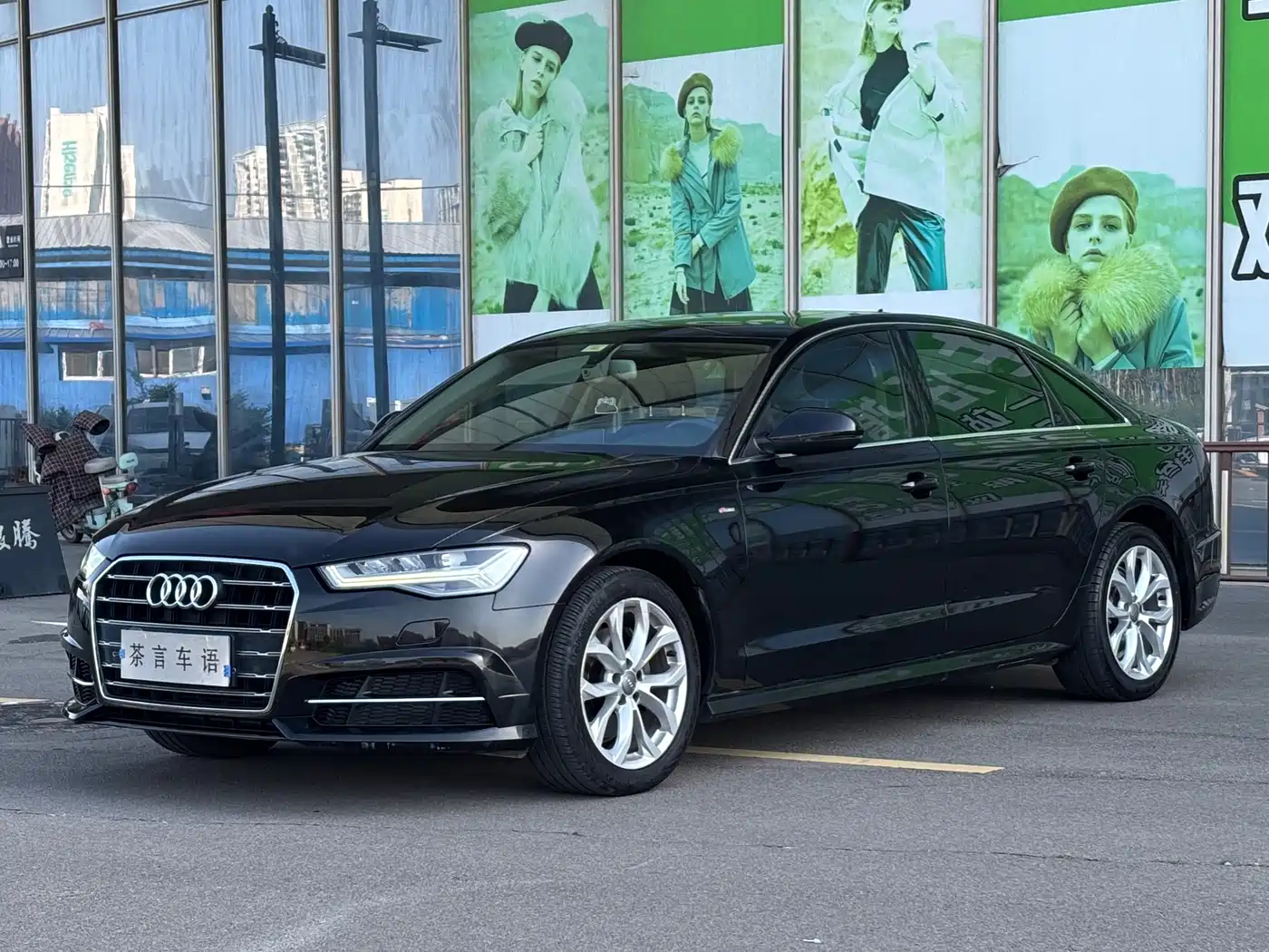 Audi A6L 2018 30th Anniversary 35 TFSI Fashion