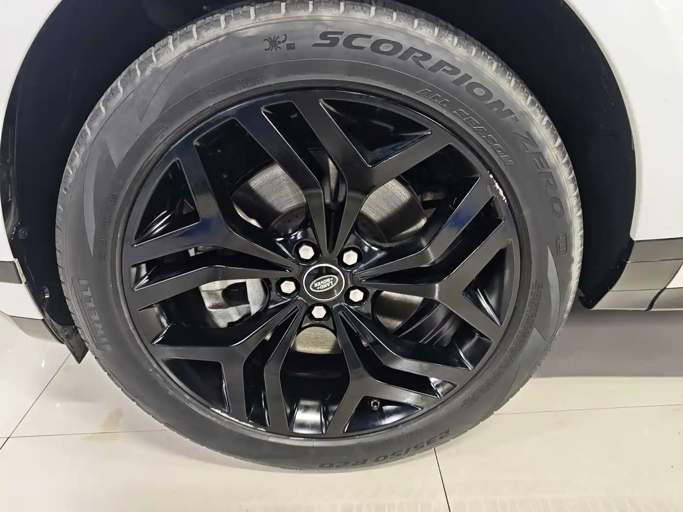 Land Rover Range Rover Evoque 2020 249PS R-DYNAMIC S Sport Edition фото 5