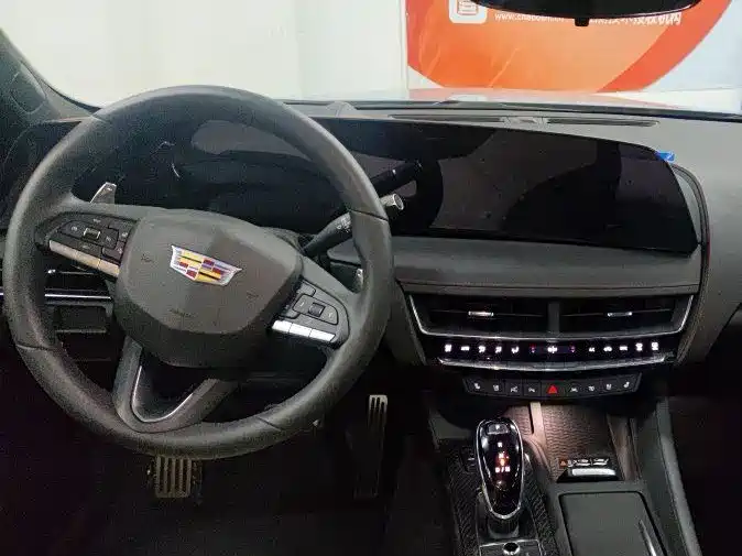 Cadillac CT5 2025 Model 28T Track Performance Edition + Peak Track Package фото 15