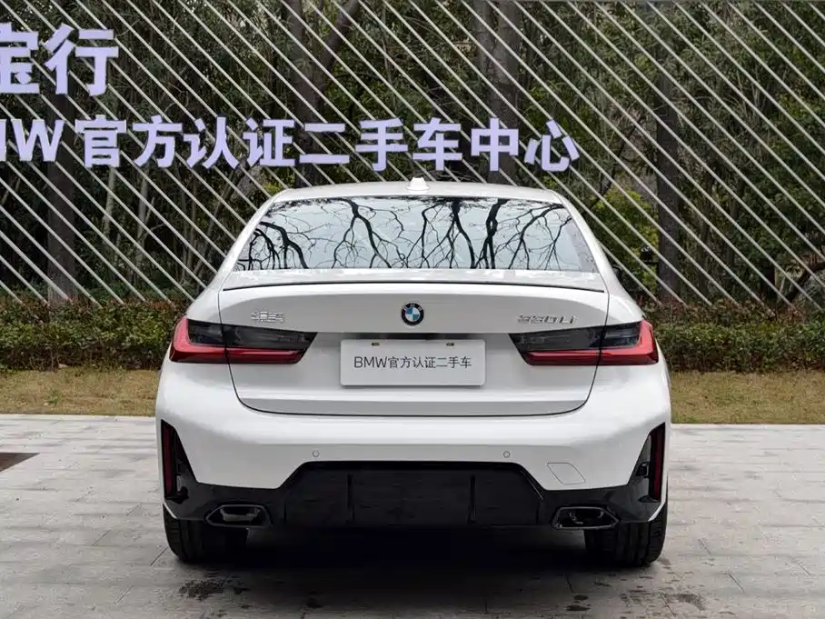 BMW 3 Series 2025 330Li Premium M Sport Night Edition фото 3