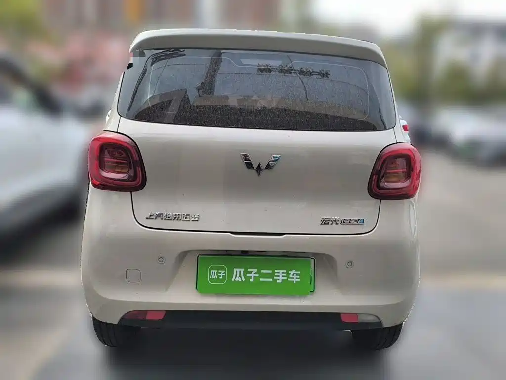 Wuling Motors Hongguang MINIEV 2026 2025 4-Door Advanced