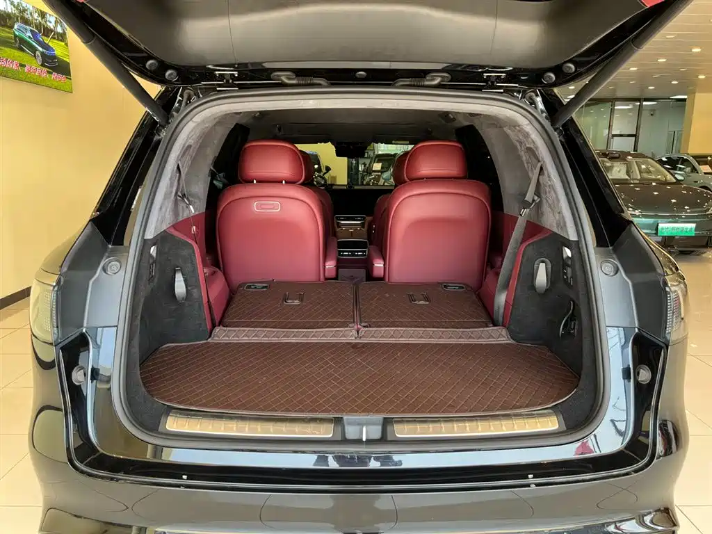 AITO Wenjie AITO M8 2025 Model Extended Range Max+ Edition 53.4kWh 6-Seater фото 34