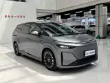 Фото 3 - XPeng X9