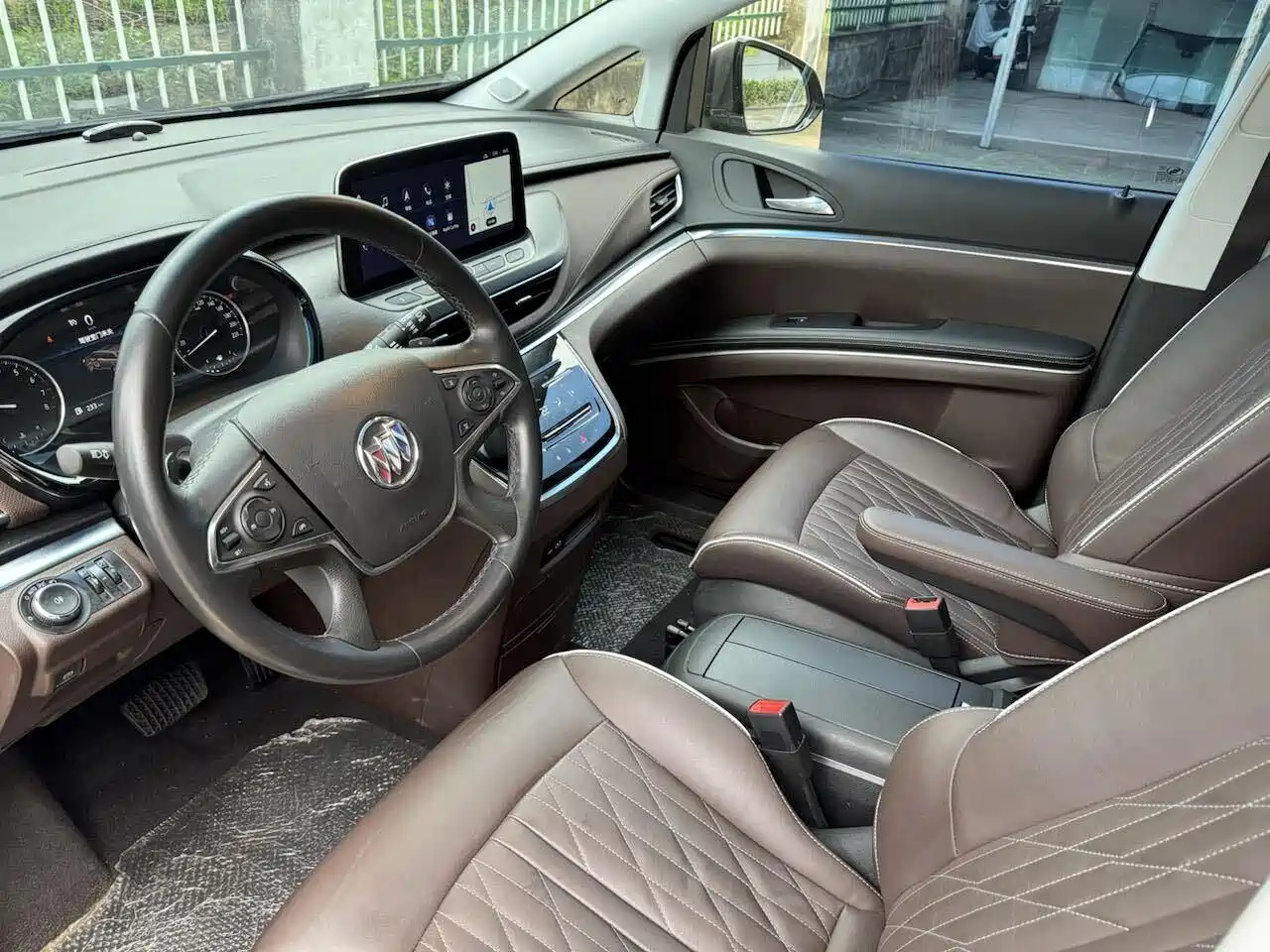 Buick GL8 2022 Land Business Class 652T Luxury фото 10