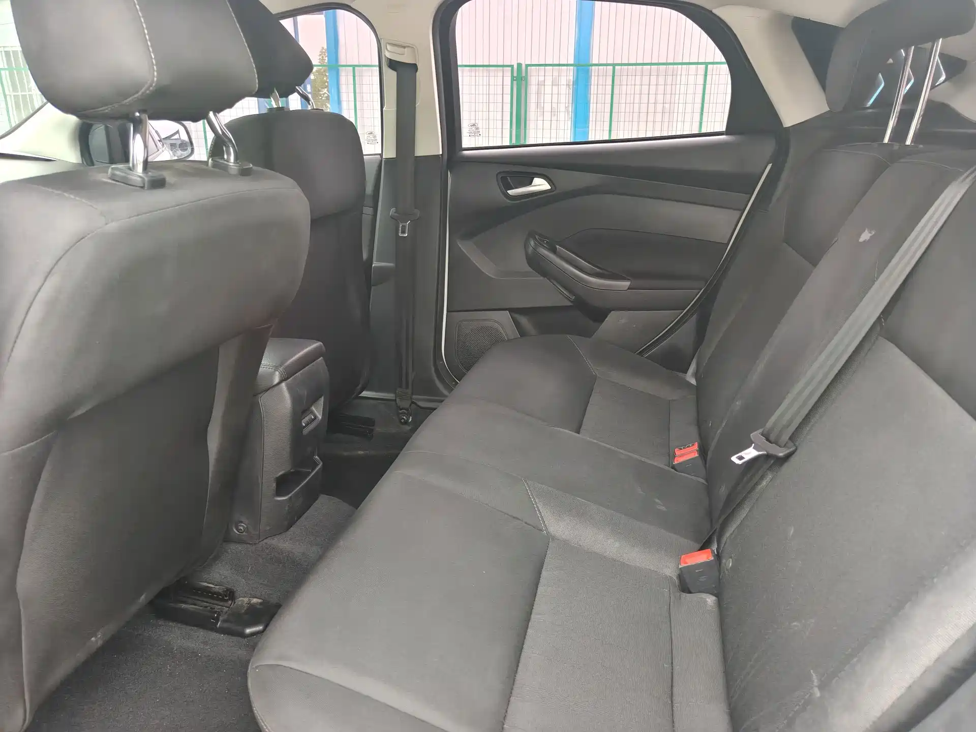 Photo 12 - Ford Focus