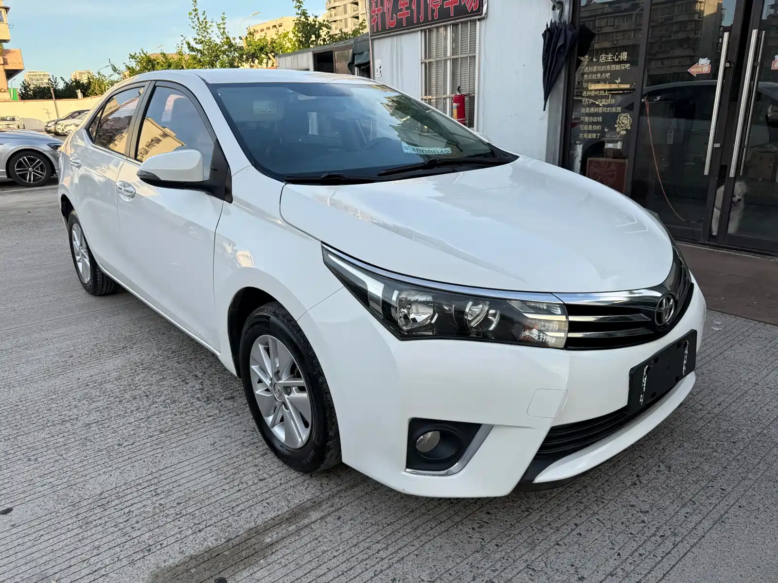 Фото 3 - Toyota Corolla