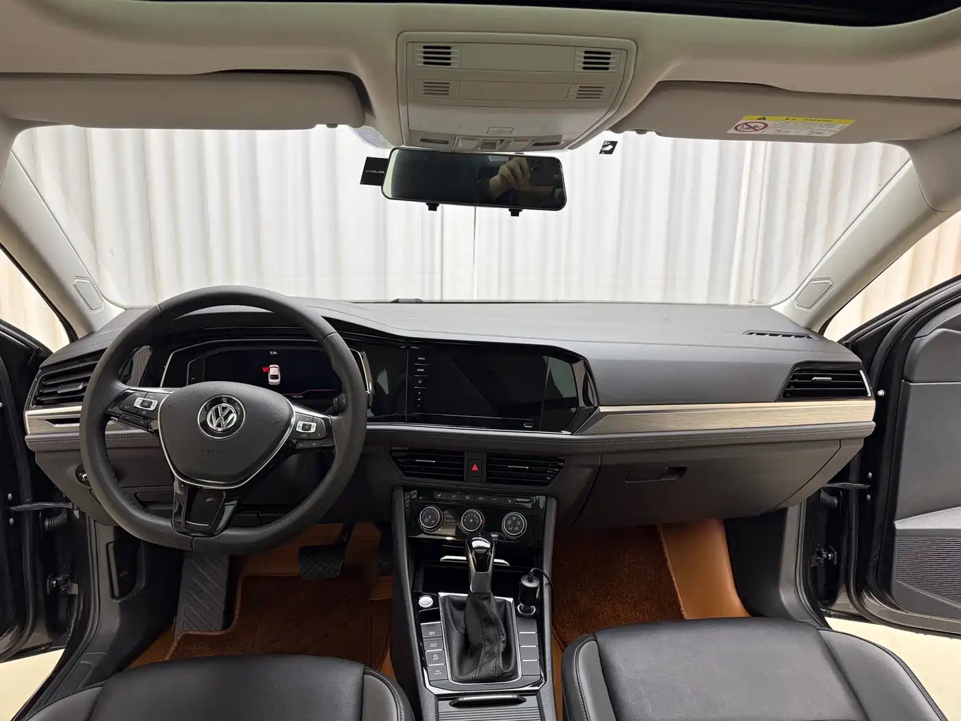 Volkswagen Sagitar 2021 280TSI DSG Surpassing Edition фото 11