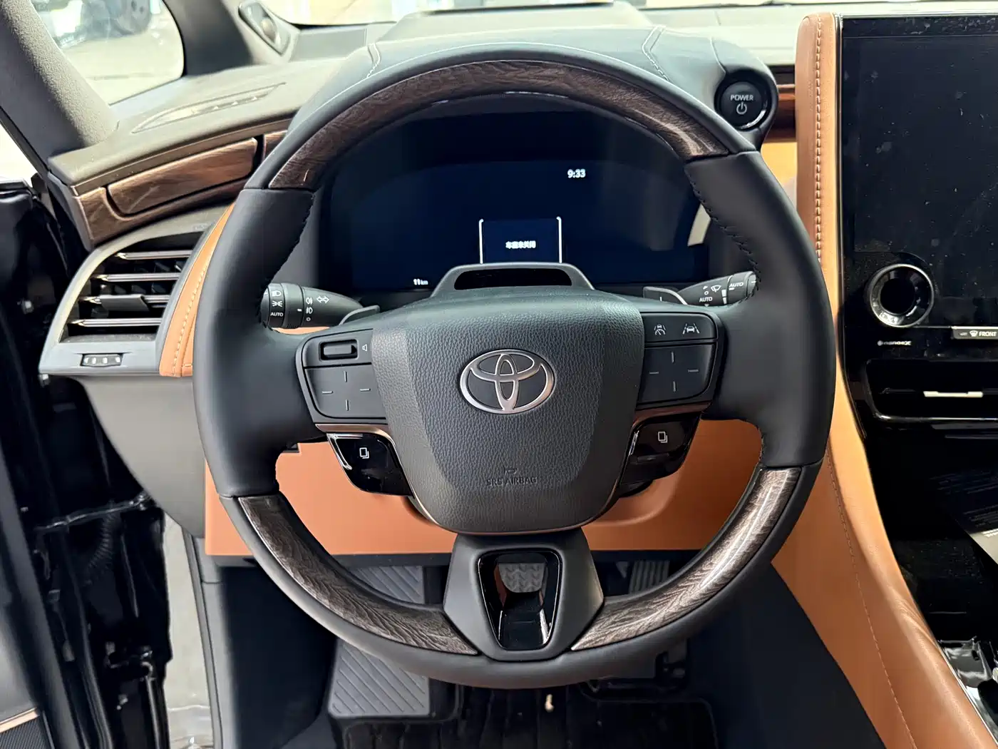 Toyota Alphard 2024 Hybrid 2.5L Ultimate Enjoyment Edition фото 19