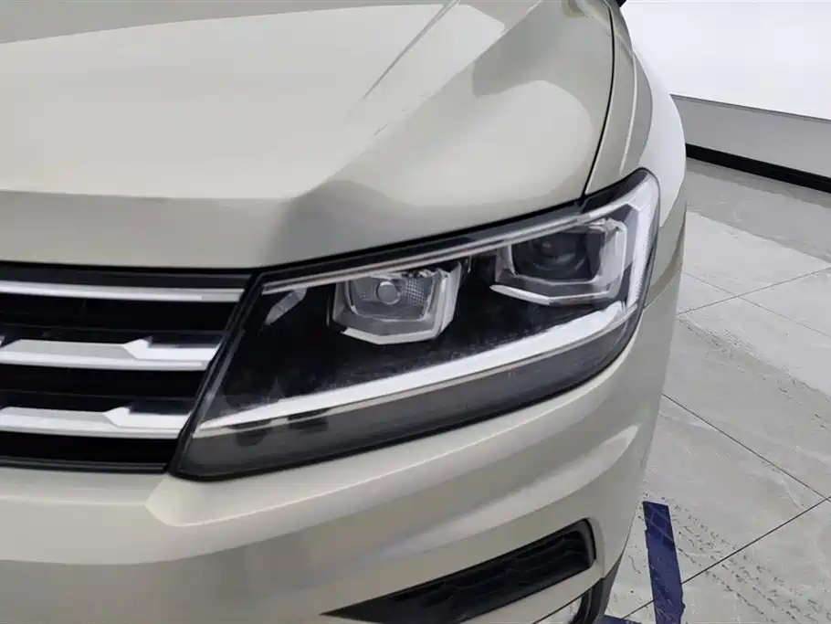 Volkswagen Tiguan L 2020 330TSI Auto 2WD Trend China VI фото 5