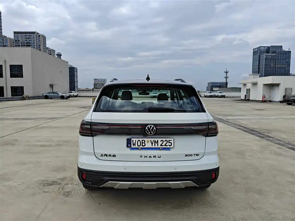 Volkswagen Tharu 2024 300TSI 2WD Moon Premium Edition фото 6