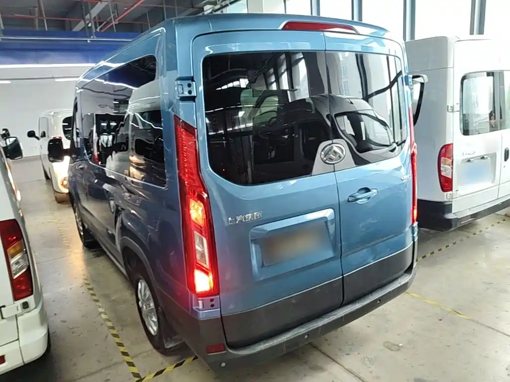 SAIC Maxus Xintu V90 2020 2019 2.0T Manual Zhiduo Star FWD Single Tire Short Wheelbase Medium Roof 6-Seater