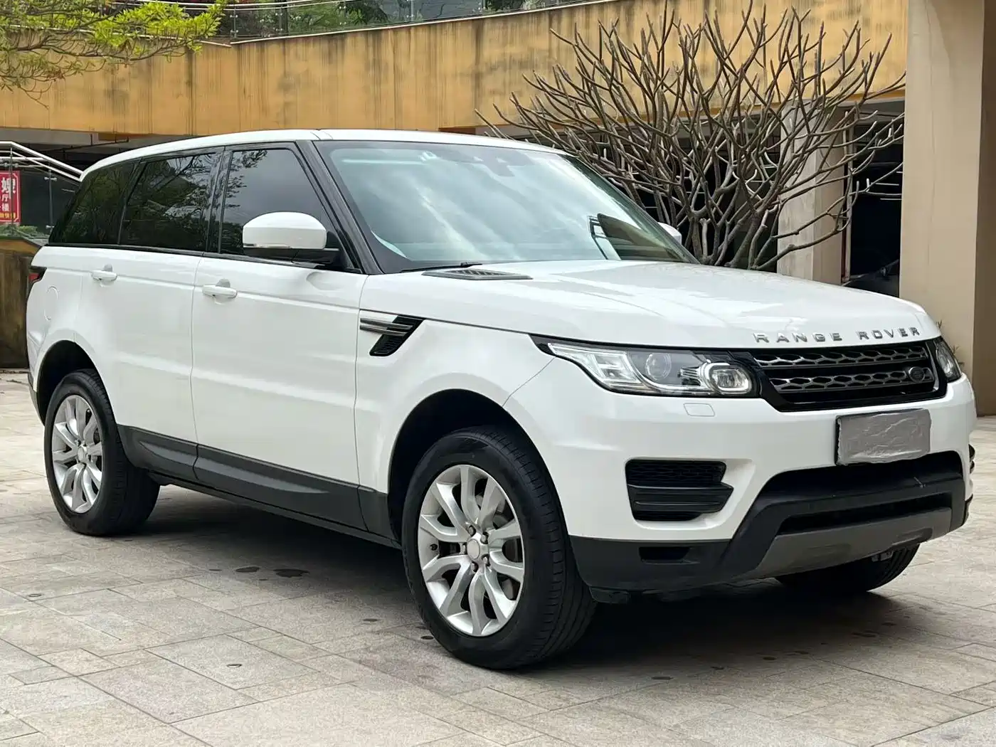Land Rover Range Rover Sport 2017 3.0 SC V6 HSE фото 3
