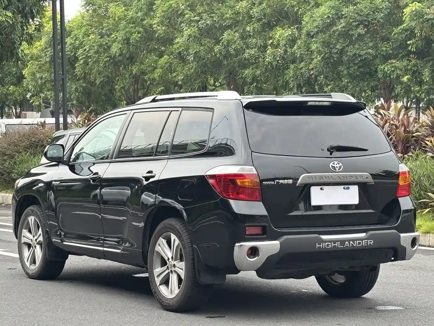 Toyota Highlander 2010 2009 2.7L 2WD 7-seater Luxury Edition