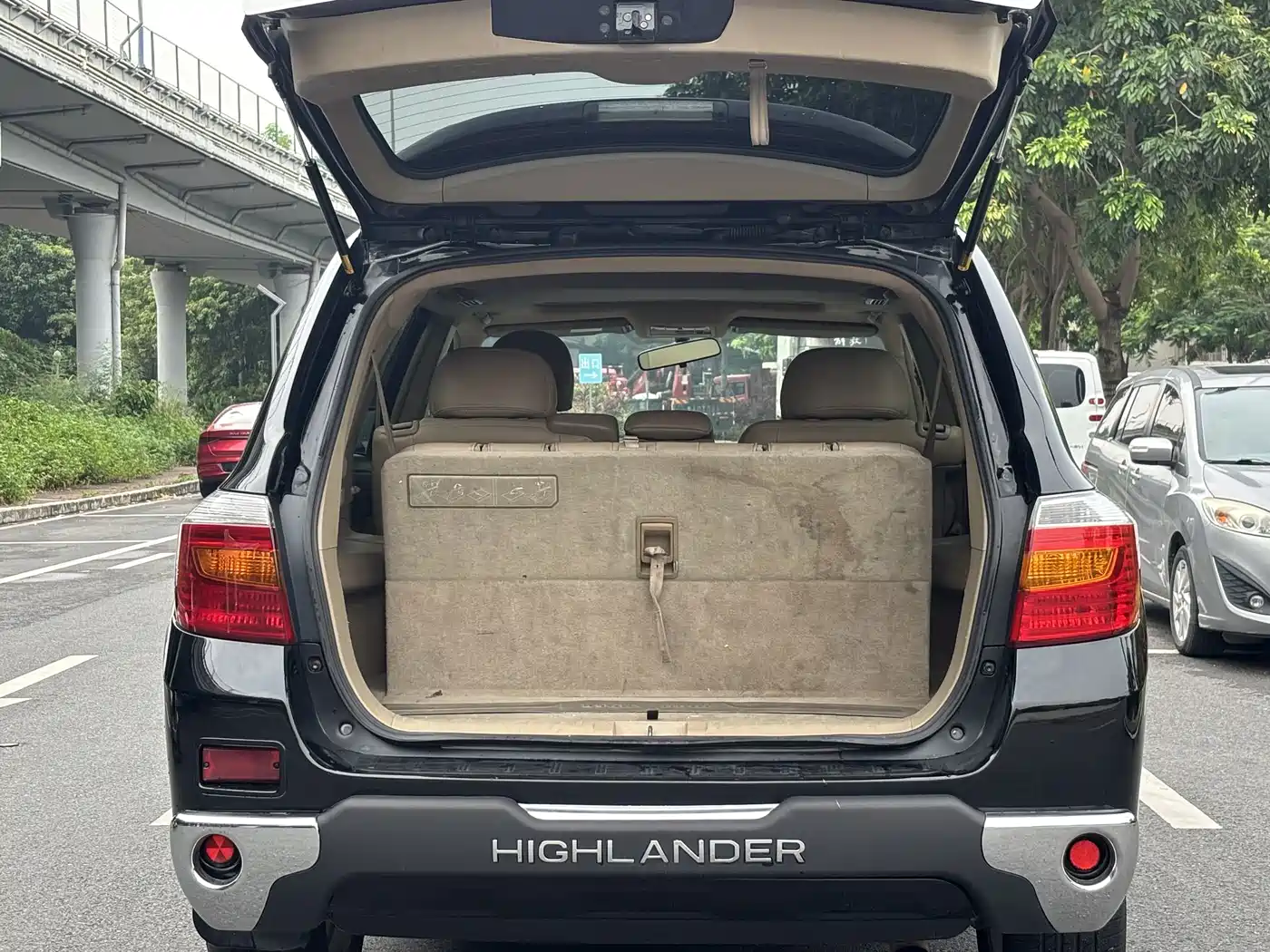 Toyota Highlander 2010 2009 2.7L 2WD 7-seater Luxury Edition
